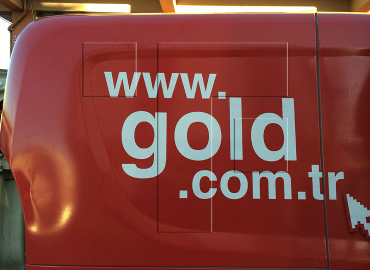 Gold Bilgisayar Araç Giydirme